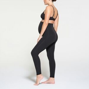 NWT SKIMS Fits Everybody Maternity Leggings